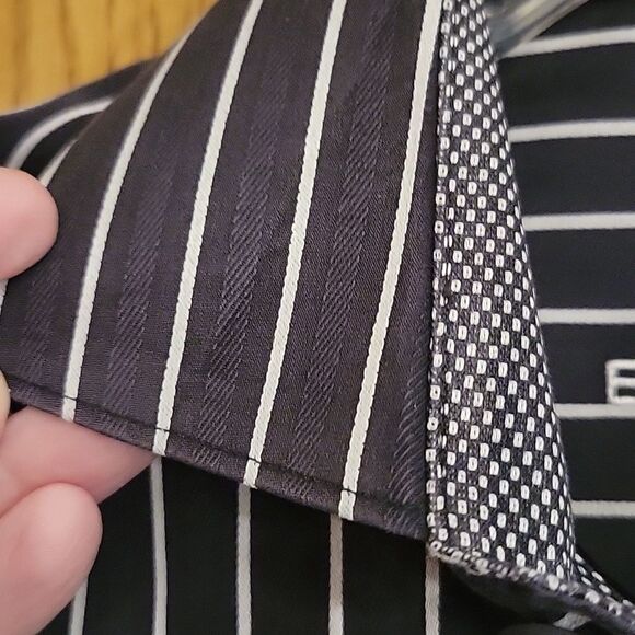 Bugatchi Men's Dress Shirt - Picture 3 of 10